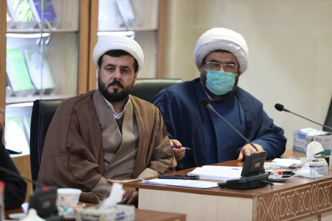 دومین جلسه قرارگاه مقابله و مبارزه با جریان‌های انحرافی در دفتر اجتماعی و سیاسی حوزه‌های علمیه