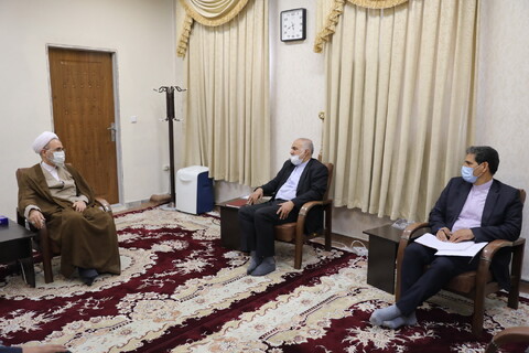 دیدار دستیار جدید وزیر امور خارجه با آیت الله اعرافی