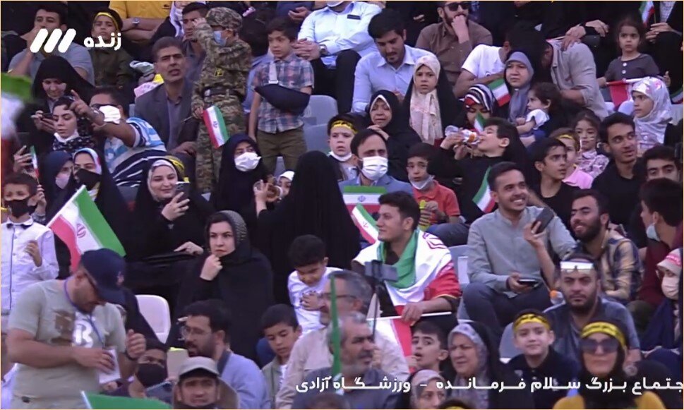 ویدئو ارسالی یکی از مخاطبان خبرگزاری حوزه/ هم اینک از ورزشگاه آزادی