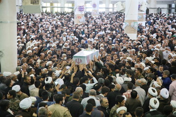 تصاویر / مراسم تشییع پیکر "مصطفی نامور" شهید تازه تفحص شده در قم