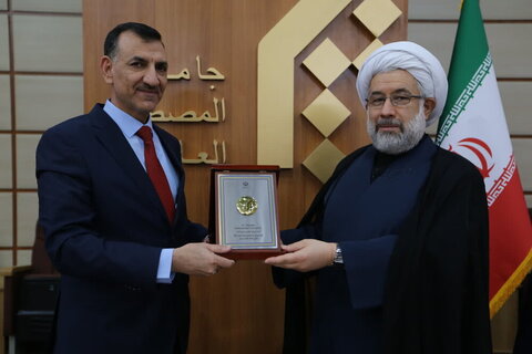 Dr Sabah al-Abbas visit al-Mustafa