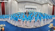 ممثل آية الله السيستاني يتوسّط تلميذات مدارس العتبة الحسينية المقدسة في حفل تكليفهن + الصور