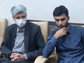 تصاویر/ دیدار جمعیت موتلفه کاشان با نماینده ولی فقیه