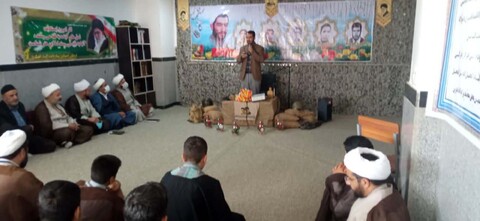 تصاویر | اقدامات مدرسه علمیه مهدی موعود(ع) کبودراهنگ در ایام برگزاری یادواره شهدای روحانی