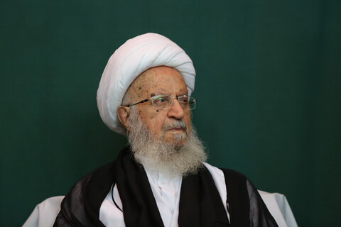 Le grand Ayatollah Makarem Shirazi appelle à une large participation aux funérailles du « Leader martyr » et à la vigilance face à l’ennemi