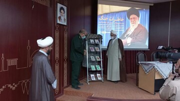 ۱۰ عنوان کتاب بانوان طلبه یزدی با موضوع دفاع مقدس رونمایی شد
