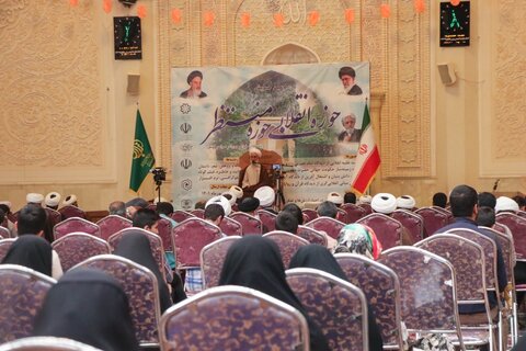 تصاویر| برگزاری دومین پیش همایش ملی حوزه انقلابی حوزه منتظر در شیراز