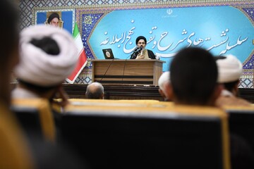 تصاویر/ سلسله جلسات شرح و تفسیر نهج البلاغه در ارومیه