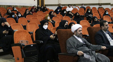 جلسه هم اندیشی حوزه های علمیه استان با مربیان پرورشی آموزش و پرورش شهرستان بوشهر