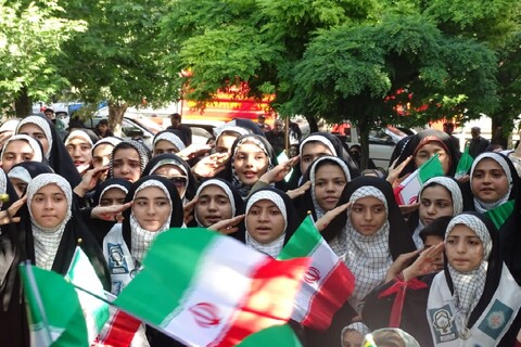 تصاویر/ مراسم اجرای سرود " سلام فرمانده " در شهرستان شاهین‌دژ