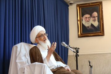 مسئولین برای رفع گرانی ها اراده قوی داشته باشند/ با همت بلند هیچ کاری روی زمین نمی ماند