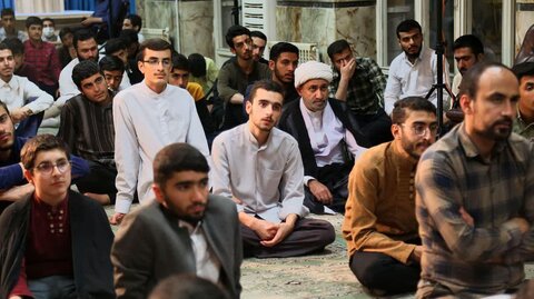 تصاویر / مراسم جشن دهه کرامت در مدرسه علمیه امام صادق (ع) قزوین