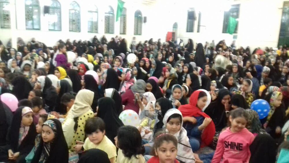 همایش «دختران بهشتی با حجاب فاطمی» در نوش آباد برگزار شد
