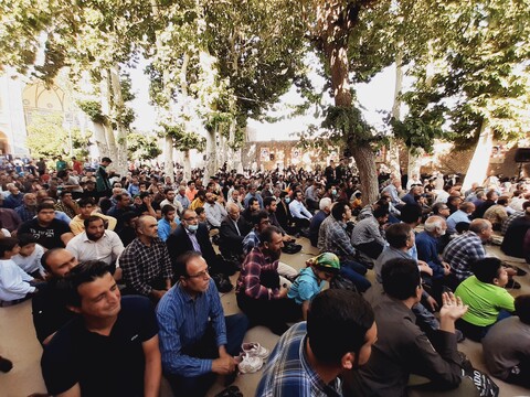 تصاویر:یادواره شهدای روستای باریکرسف مشهداردهال کاشان با حضور وزیرکشور