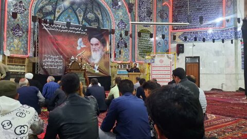 تصاویر/مراسم گرامیداشت سالگرد ارتحال امام خمینی (ره) در مسجد جامع شهر قروه