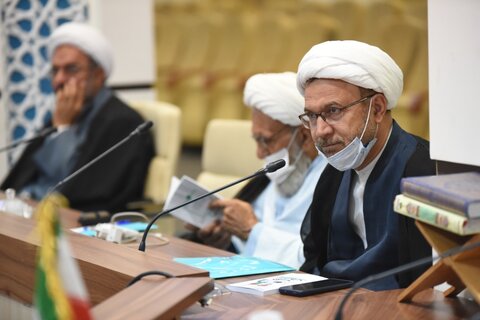 تصاویر| اجلاسیه مسئولان مدارس علمیه فارس با حضور رئیس جامعه مدرسین حوزه علمیه قم