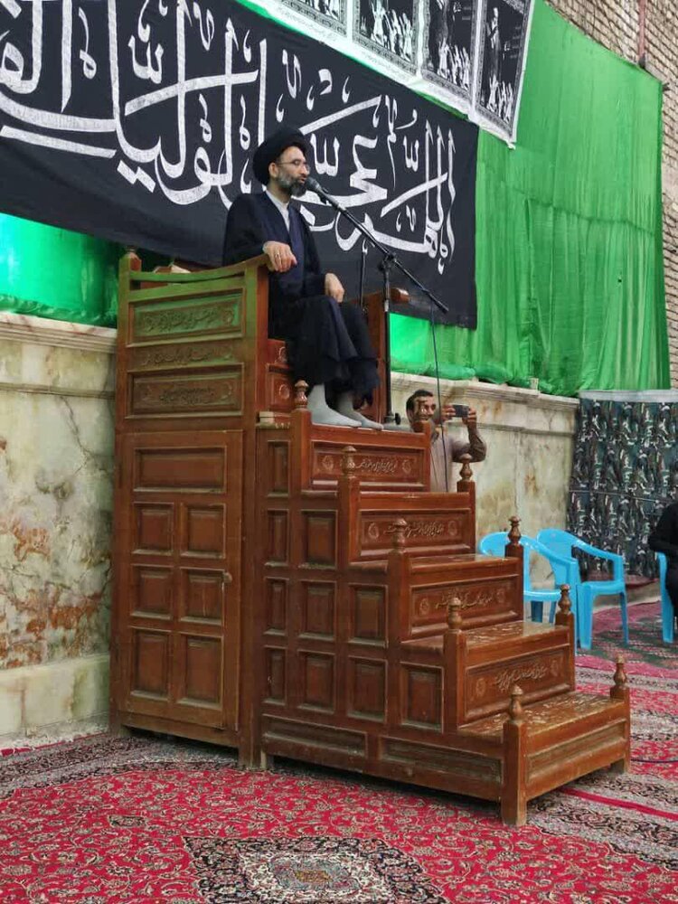 اقدام و عمل برای حل مشکلات مردم، تداوم راه شهداست