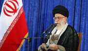الإمام الخامنئي يستقبل مسؤولي شؤون الحج في ايران