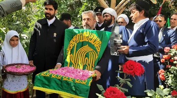 برزک عطرآگین رایحه رضوی شد