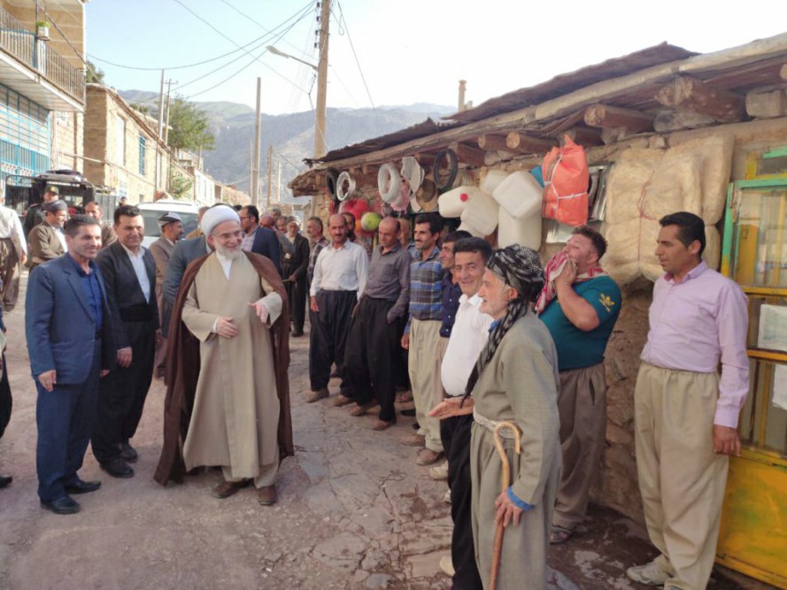 تصاویر/ دیدار نماینده ولی فقیه در کردستان با ماموستایان روستاهای شهرستان سروآباد