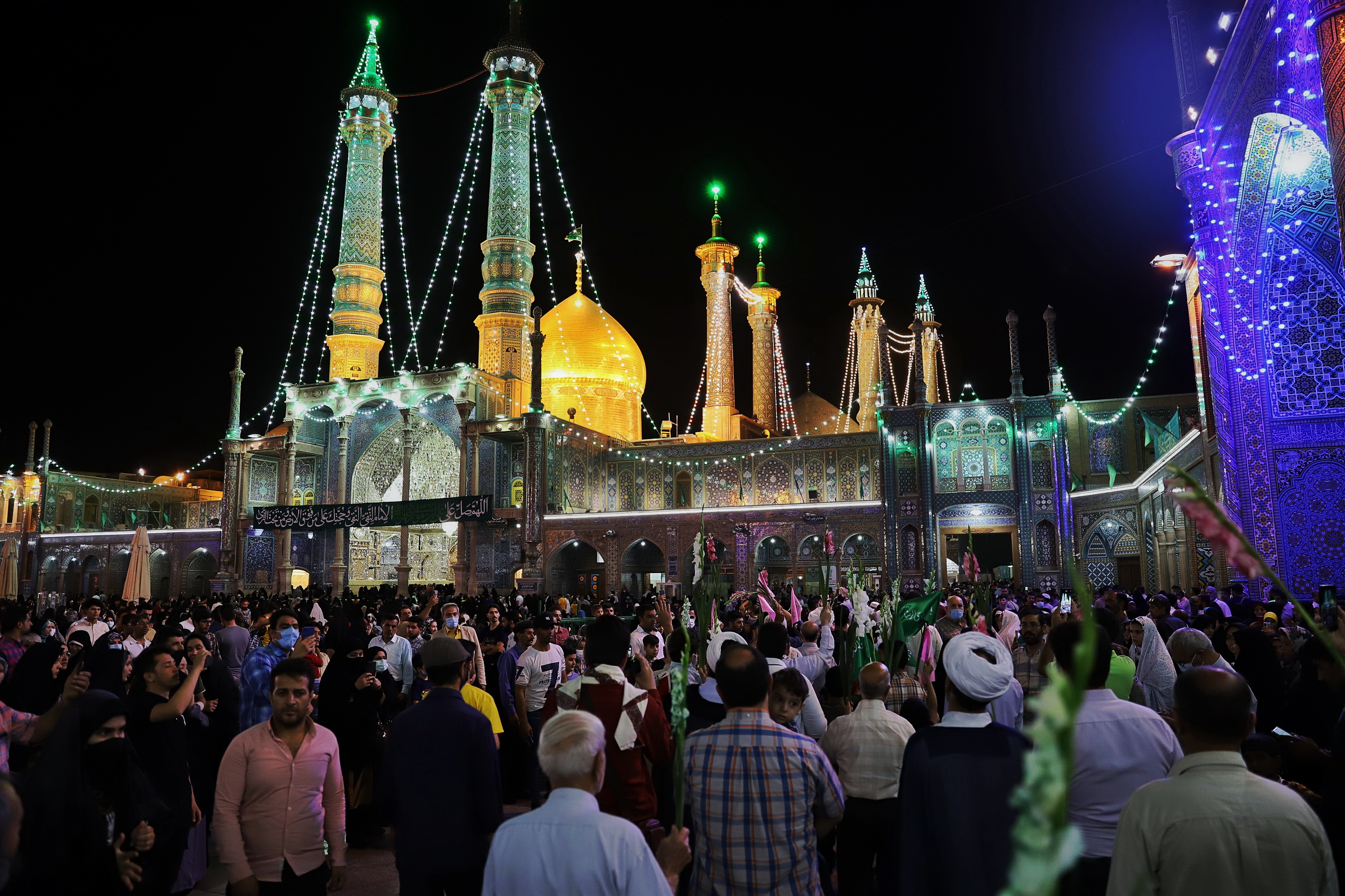 Photo/ Imam Reza Birthday Celebrations at Her Sister's Shrine in Qom