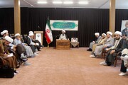 تصاویر | دیدار ائمه جماعات مساجد منطقه ۴ همدان با نماینده ولی فقیه در استان