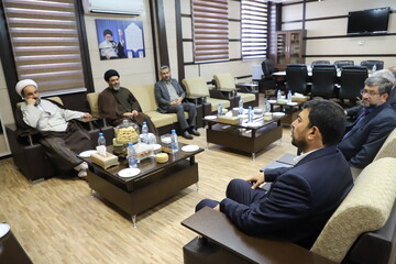 خدمات نظام اسلامی اطلاع رسانی شود