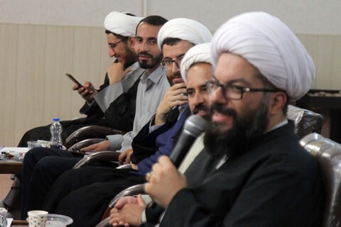 تصاویر | دیدار جمعی از ائمه جماعات مساجد همدان با نماینده ولی فقیه در استان