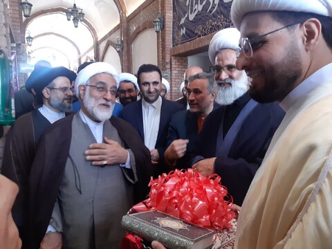 تصاویر/ افتتاح دبیرخانه مجمع تشکل های گردشگری دینی در کاشان