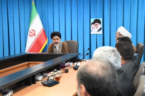 تصاویر/ دیدار کارگزار حج در آذربایجان غربی با نماینده ولی فقیه در استان