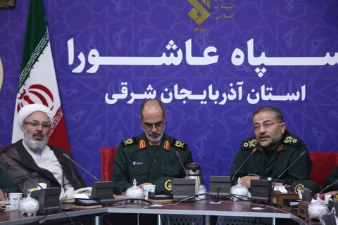 تصاویر/ نخبگان و فناوران و مخترعین بسیجی و قرارگاه جهاد علمی بسیج استان آذربایجان شرقی