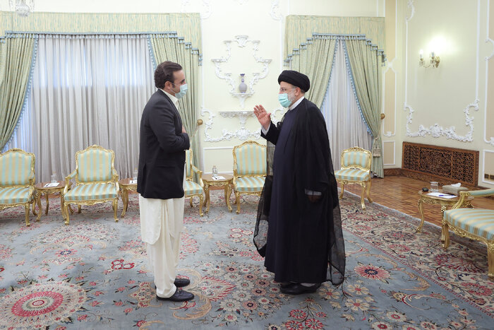 اسلامی جمہوریہ ایران پاکستان کی سلامتی کو اپنی سلامتی سمجھتا ہے، صدر رئیسی