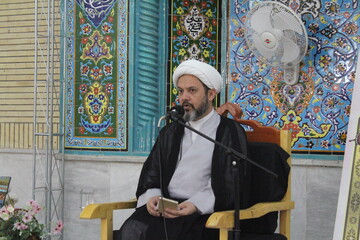 ضرورت معرفت‌افزایی حوزویان نسبت به جایگاه والای اهل‌بیت(ع)