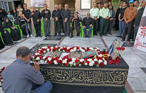 تصاویر/ مراسم بزرگداشت شهید محمد عبدوس در گلزار شهدای امامزاده علی اشرف(ع) سمنان