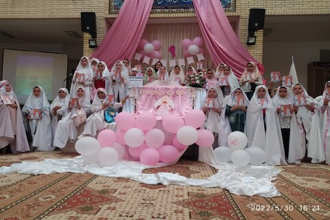 تصاویر/ برگزاری مراسم جشن تکلیف در مدرسه علمیه ریحانة الرسول ارومیه