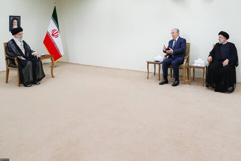 قزاقستان کے صدر قاسم جومارت توکایف نے ‏اپنے وفد کے ہمراہ رہبر انقلاب اسلامی آیت اللہ ‏العظمی خامنہ ای سے ملاقات کی