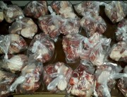 توزیع بیش از ۱۰۰ بسته گوشت قرمز و مرغ بین نیازمندان بروجردی