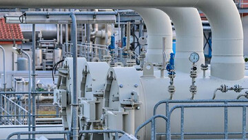 عملیات هواپیمای آمریکایی پکن را به حالت آماده باش درآورد/  آمریکایی ها پس از نیم قرن به سقط جنین نه گفتند/ کوربین پدر نامشروع عربستان را لو داد