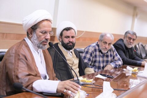 اولین جلسه کمیته ادیان و مذاهب اجلاس بین المللی پیرغلامان حسینی(ع)،