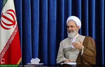 تبریک آیت الله اعرافی به رؤسای جدید ستاد اجرایی فرمان امام (ره) و بنیاد مستضعفان