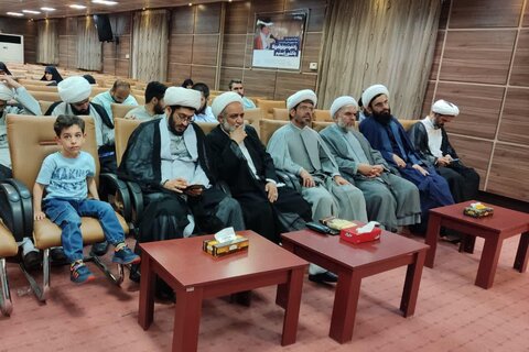 تصاویری از اردوی زیارتی طلاب و اساتید مدرسه علمیه مهدوی و ایلچی تهران در مشهد مقدس