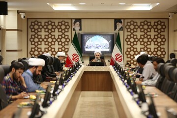 تصاویر/ جلسه هم‌اندیشی دانش مطالعات زن و خانواده و اولویت های نظام اسلامی در معاونت پژوهش حوزه