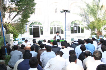 تصاویر آرشیوی از افتتاحیه اردوی آموزشی طلاب ممتاز مدارس علمیه قم در مدرسه علمیه امام محمد باقر(ع) - تیرماه ۸۶