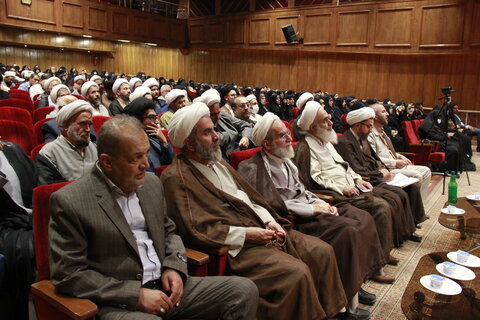 تصاویر / نخستین گردهمایی فعالان عرصه تبیین با حضور امام جمعه قزوین -عکس -حسین حاجی عزیز خانی