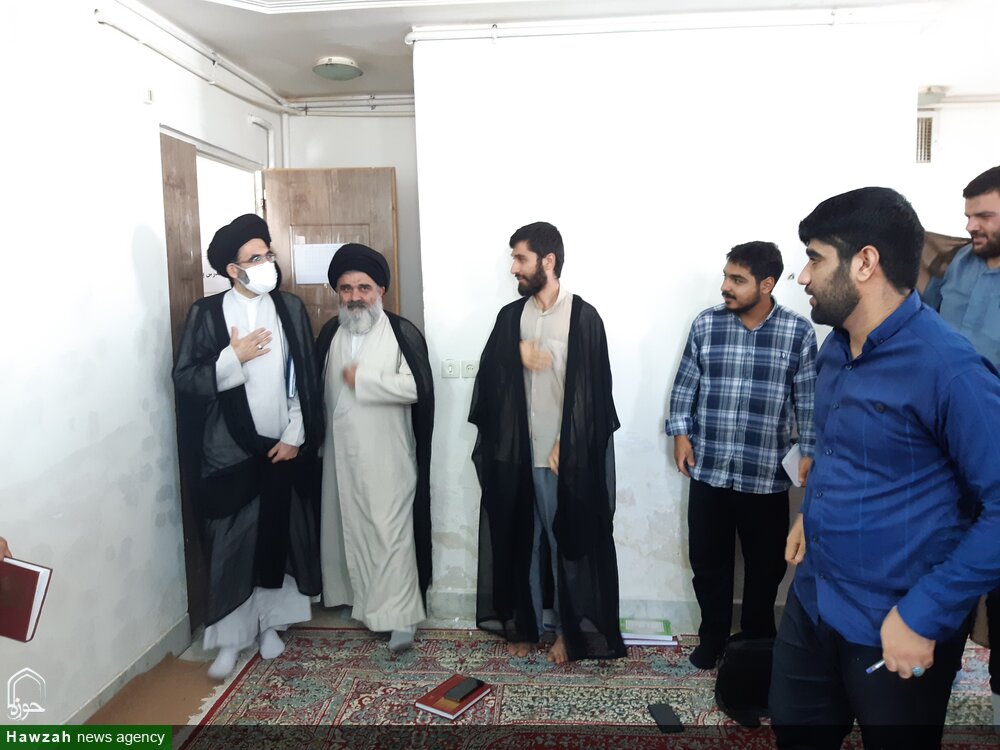 بازدید امام جمعه کاشان از مدرسه علمیه دارالعلم آیت الله اعتمادی +عکس