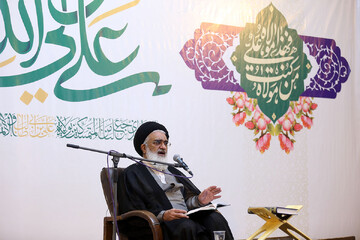 ابلاغ پیام غدیر رسالتی همگانی است