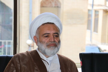 تبلیغ غدیر به روز خاصی محدود نشود / غدیر محور وحدت مسلمین است