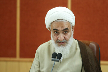 برای ارتقای کمّی و کیفی سفره مردم تلاش کنیم