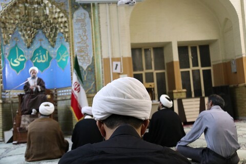 تصاویر/ بیست و چهارمین جلسه هیئت هفتگی روحانیون ارومیه