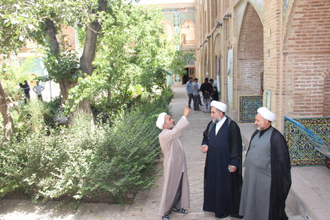 تصاویر /   سفر مدیر نهادهای آموزشی و قضایی معاونت تبلیغ حوزه‌های علمیه کشور به قزوین